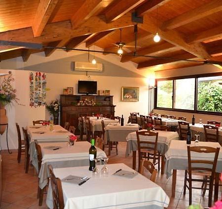 Il Sentiero Hotel Ostra Vetere Exterior photo